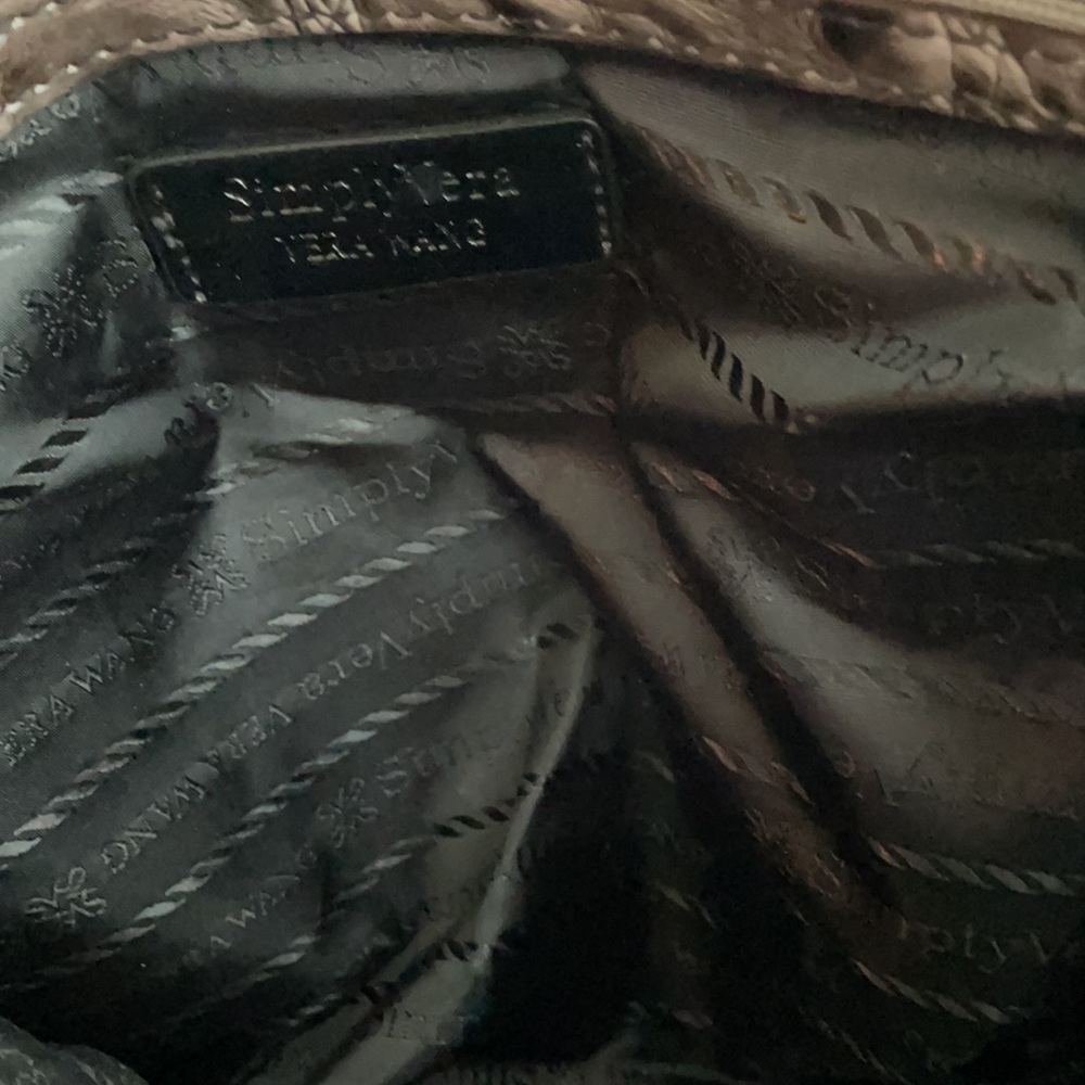 SimplyVera Vera Wang purse - Picture 6 of 9